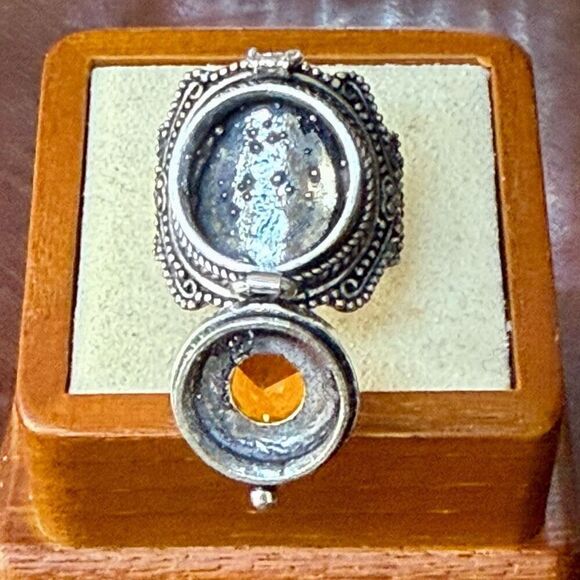 Faceted Citrine Gemstone Poison Locket Box Ring Sterling Silver Sz 9 - Picture 3 of 10